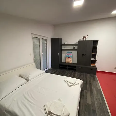 Moric 2 Apartamento *